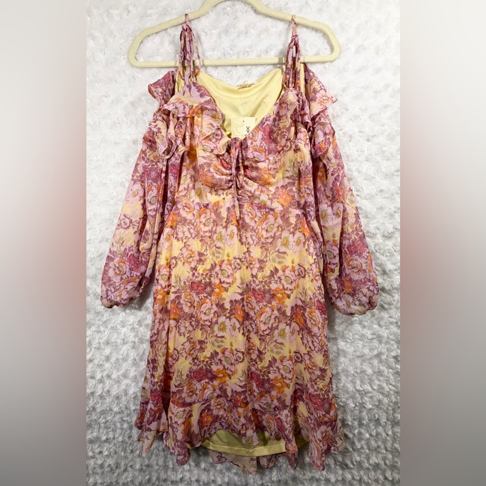 Rewind Juniors Women's Size XLβ Multi Color Floral Cold Shoulder Cut Out Dress